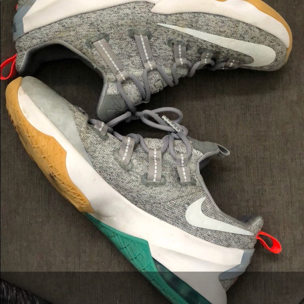 Lebron James Nike